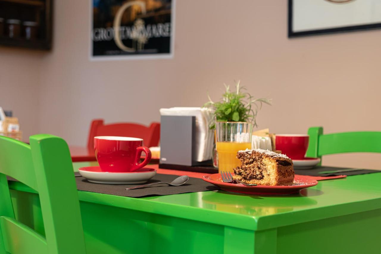 Bed And Breakfast Bric & Brac Grottammare Buitenkant foto