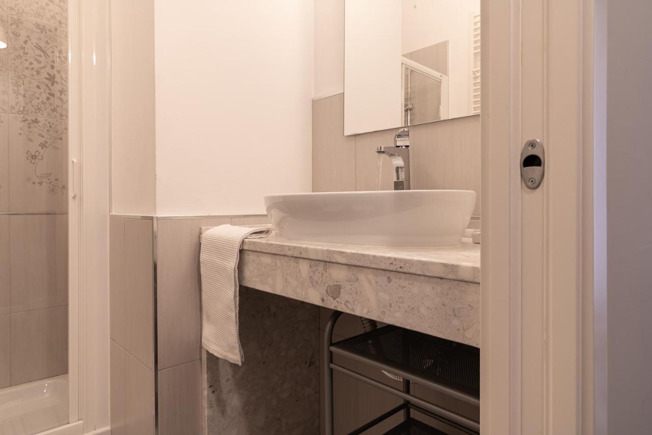 Bed And Breakfast Bric & Brac Grottammare Buitenkant foto
